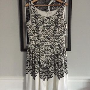 Elie Tahari black and white cocktail dress